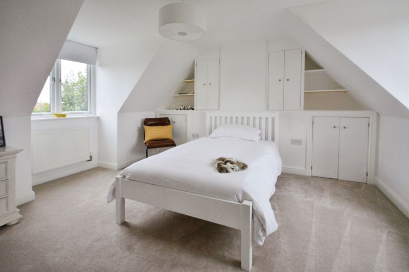 Bedroom 5- click for photo gallery